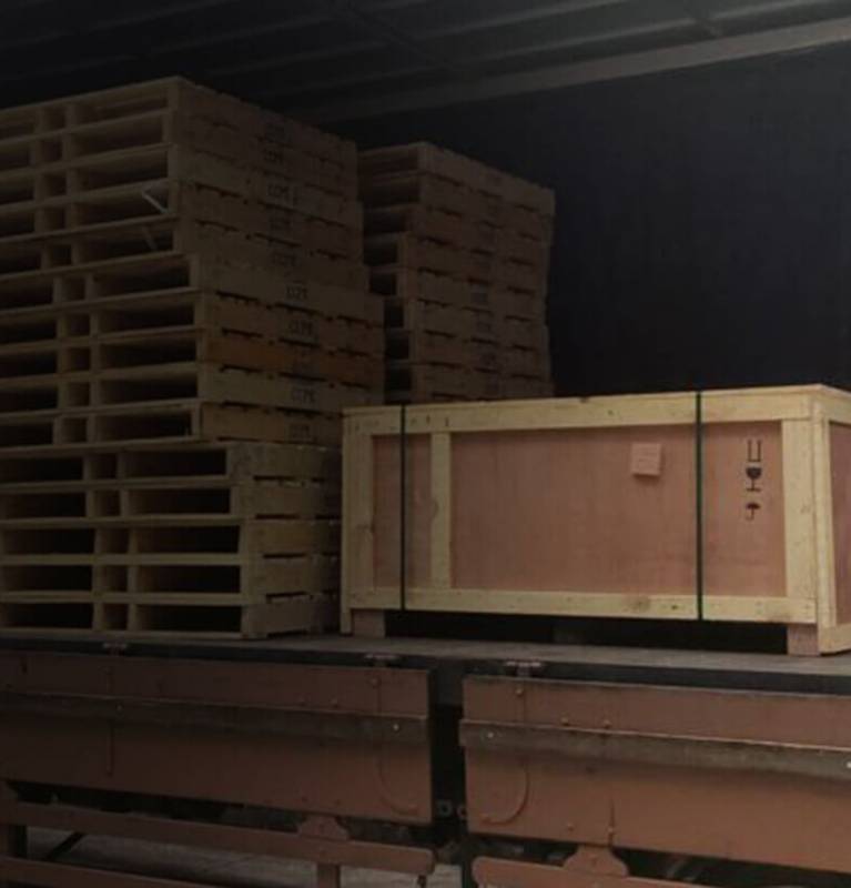 Pallets & Crates